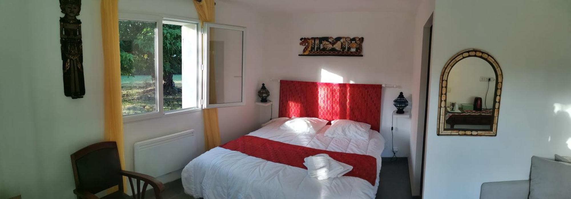Les Rouges Gorges Bed & Breakfast Lugos Exterior foto