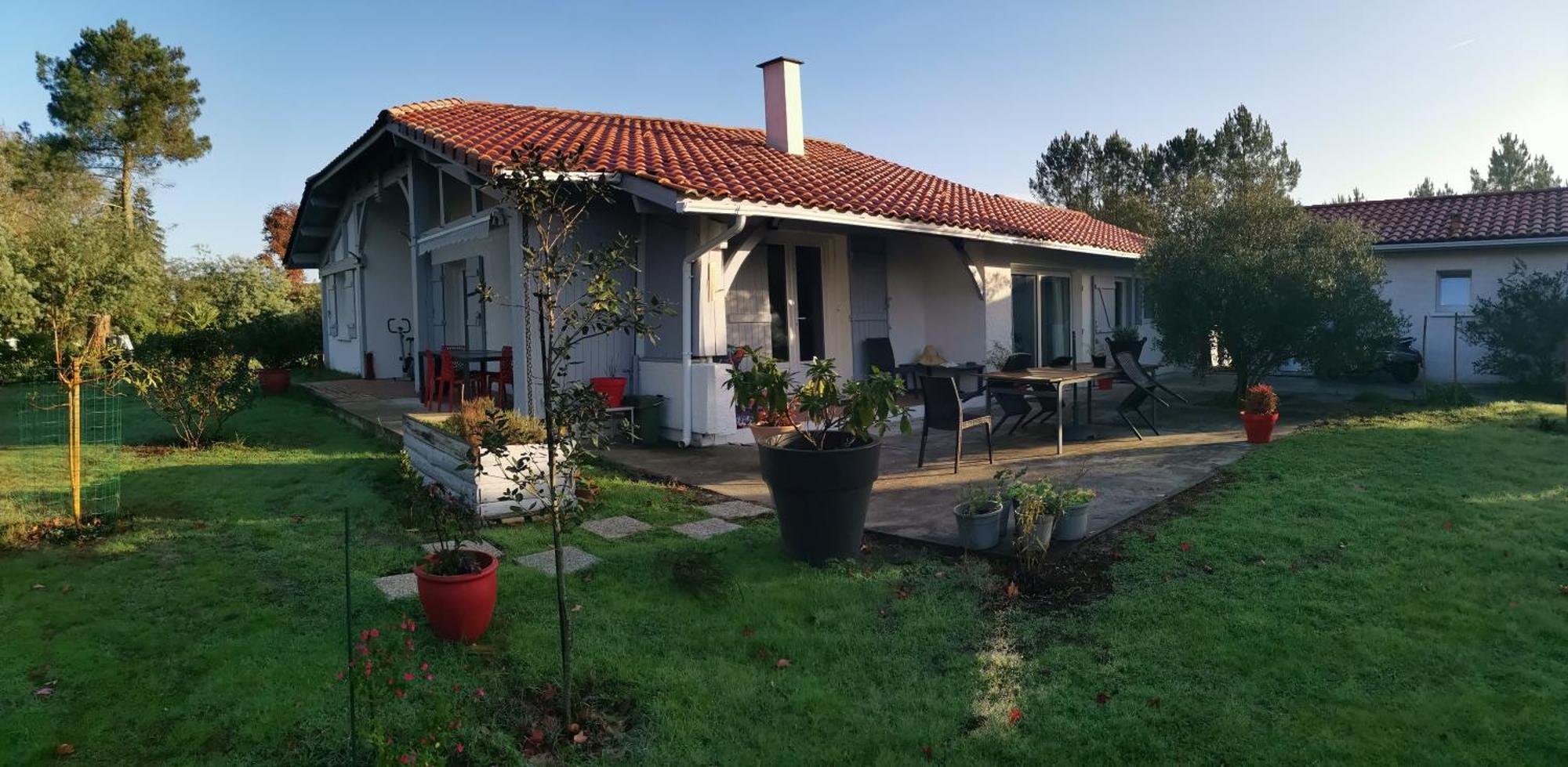 Les Rouges Gorges Bed & Breakfast Lugos Exterior foto